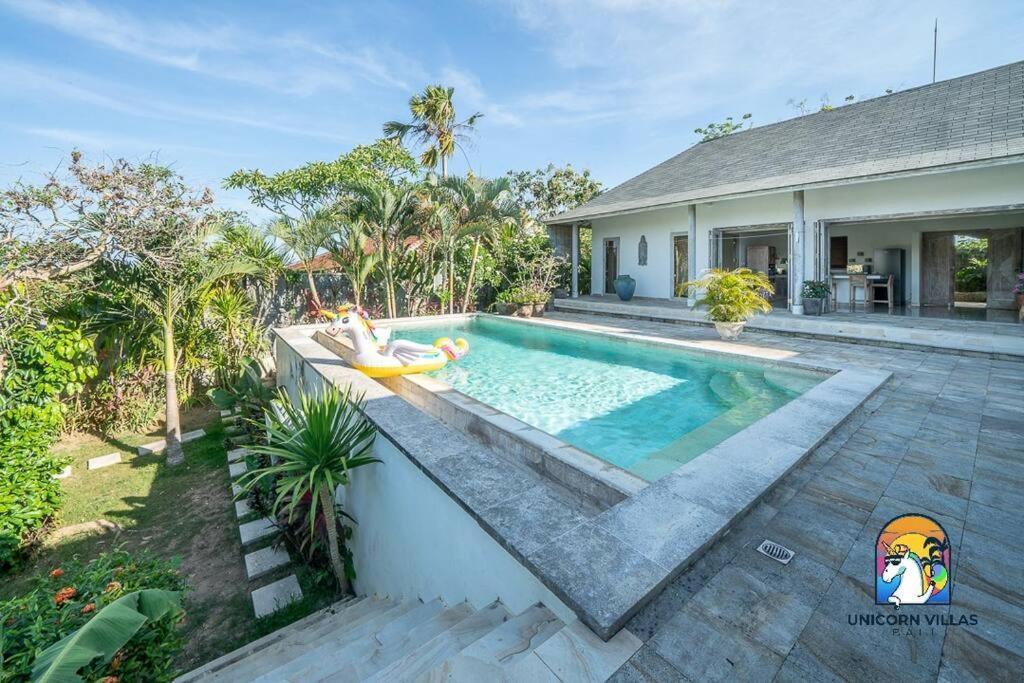 Villa Eva - By Unicorn Villas Bali Улувату Экстерьер фото