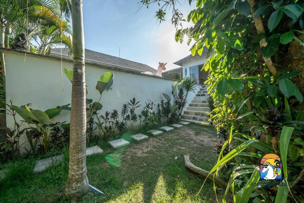 Villa Eva - By Unicorn Villas Bali Улувату Экстерьер фото